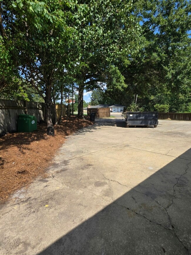 Building Photo - 403 Weathersby Rd