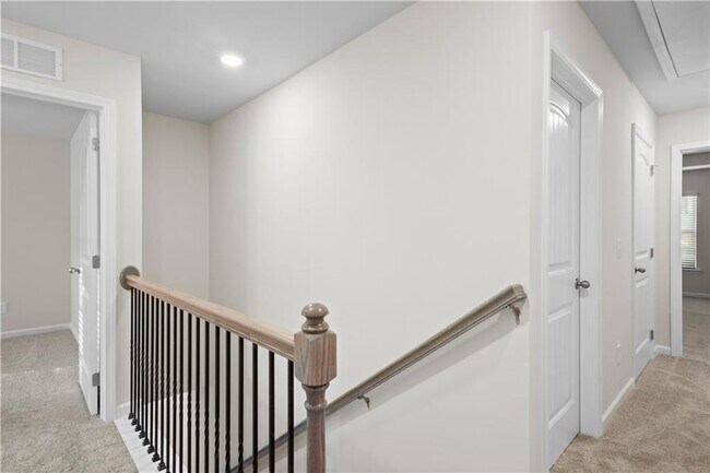 Building Photo - 284 Whitetail Cir