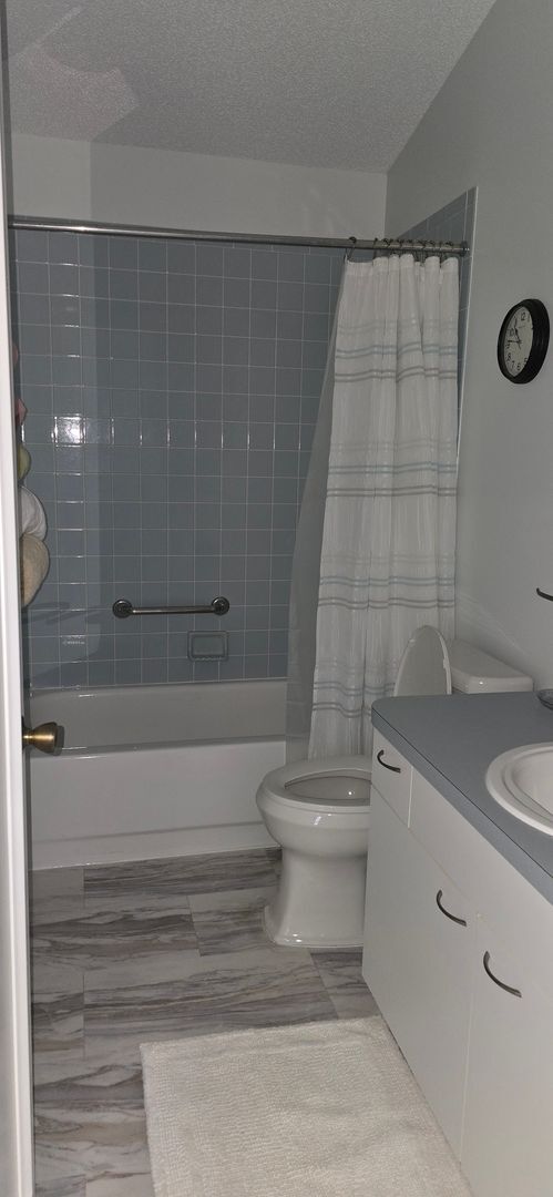 Building Photo - Furnished Rental in The Villages – 2BR/2BA Home on Del Toro Drive!