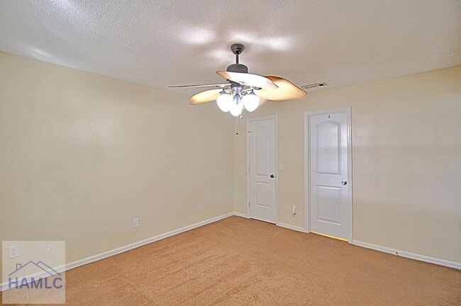 Building Photo - 664 Windward Dr