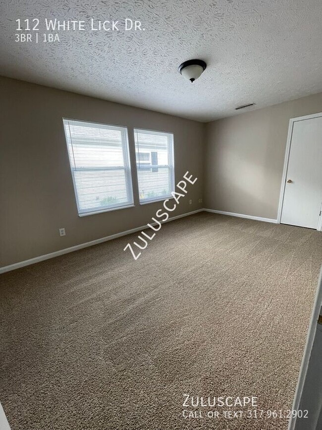 Building Photo - 112 White Lick Dr