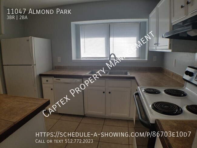 Building Photo - 11047 Almond Park