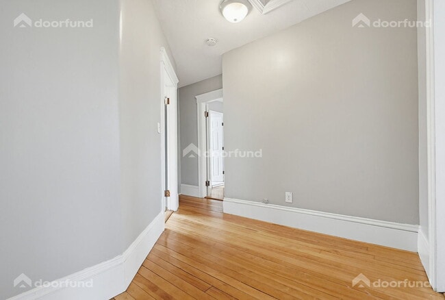 Building Photo - 121 Delmont Ave