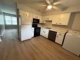 Building Photo - 311 N Oceana Blvd
