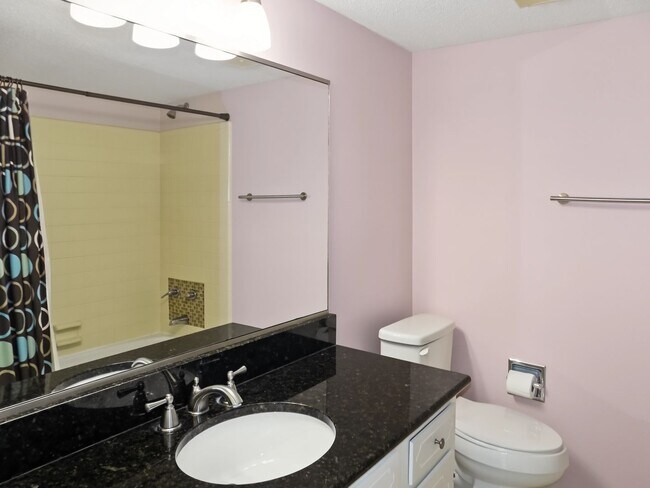Building Photo - 4610 Lawndale Dr