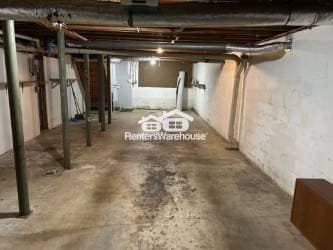 Building Photo - 839 Linbard Ln