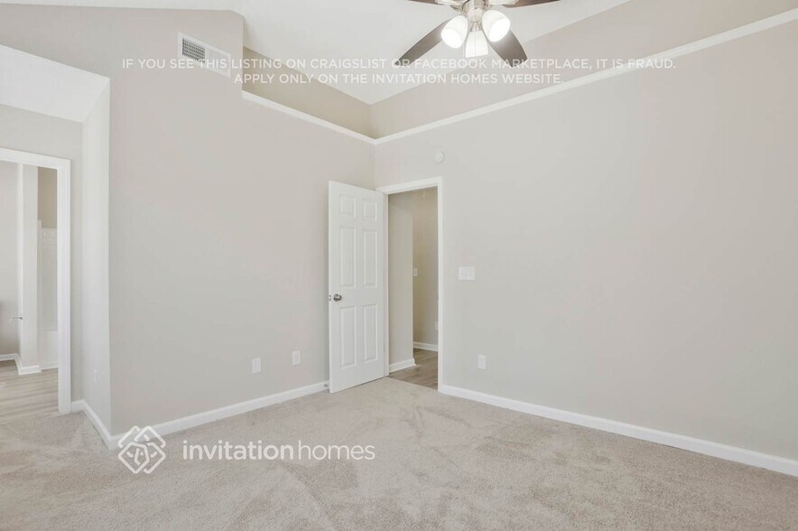 Building Photo - 3785 Cypress Pointe Dr