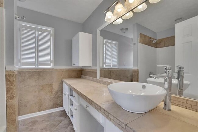 Building Photo - 986 Franklin Ridge Ct