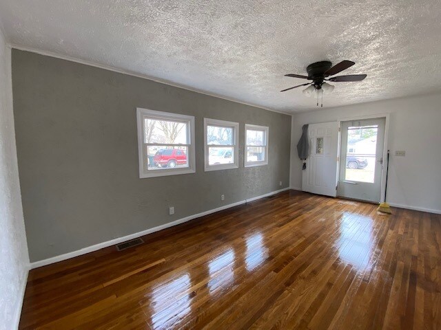 Building Photo - 4005 Addison St