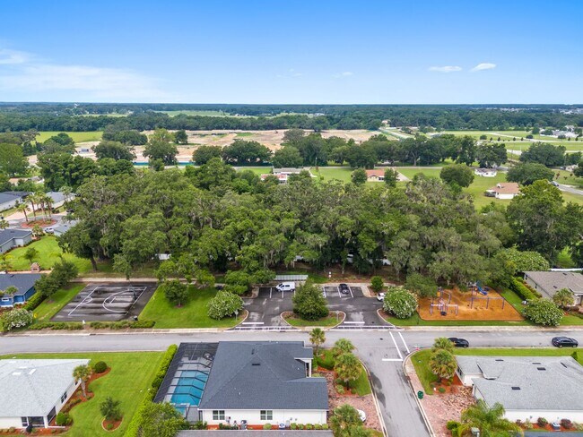 Building Photo - 10397 Silver Maple Ave