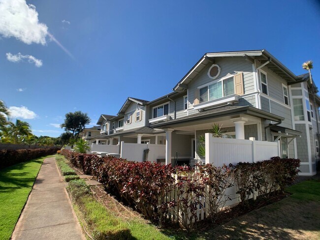 Building Photo - 3 bedrooms with A/C & 2 car garage in Ewa Beach (Spinnaker Place Townhome)! First showing is 12/1...