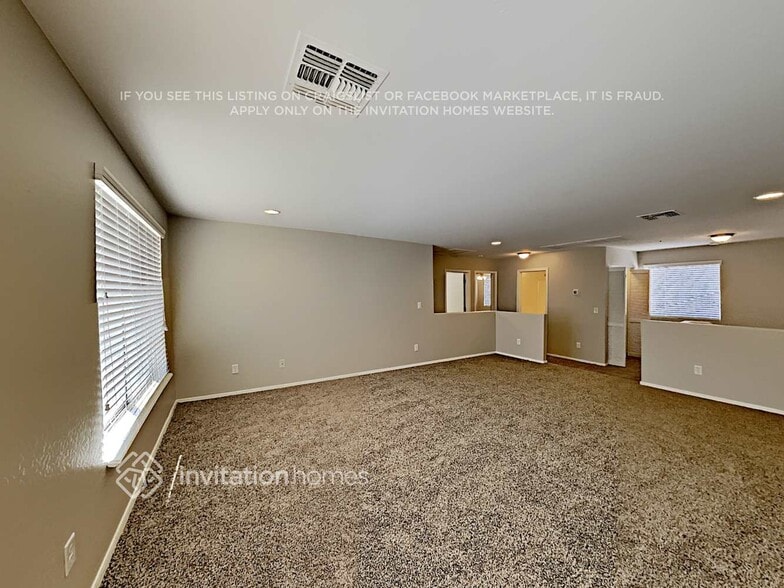 Building Photo - 917 S 224th Ln