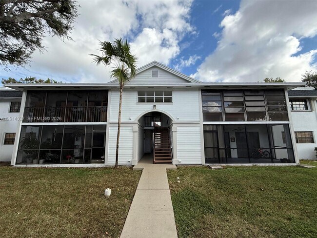 Building Photo - 18875 NW 62nd Ave