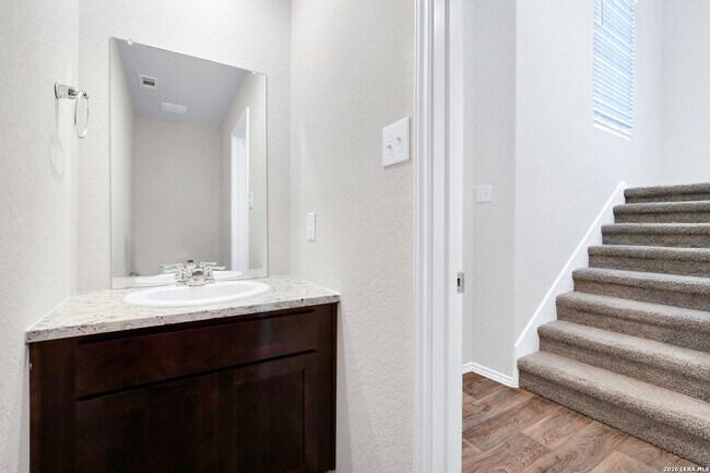 Building Photo - 13512 Waxman Spark