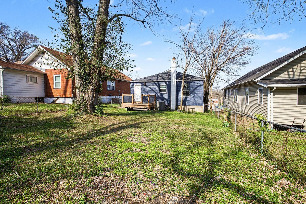 Building Photo - 7030 Emma Ave