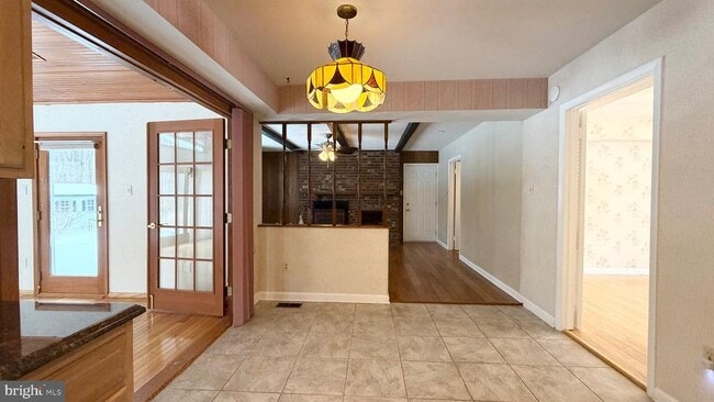 Building Photo - 4325 Majestic Ln