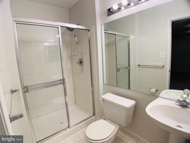 Building Photo - 10496 Courtney Dr