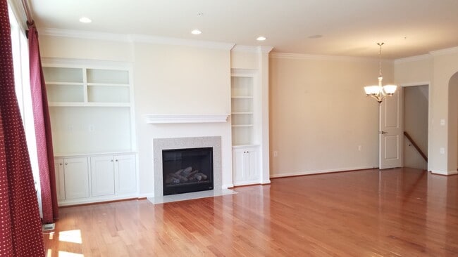 Building Photo - Stunning chateau-style home in Wormans Mill Community ready mid January!