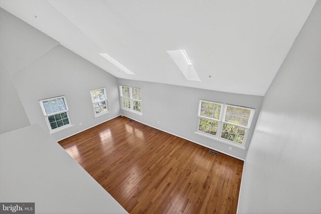 Building Photo - 2901 Mainstone Dr