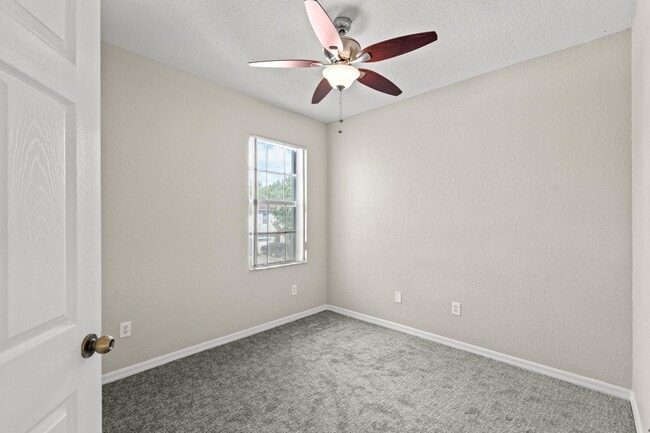 Building Photo - 1214 Sweet Violet Ct