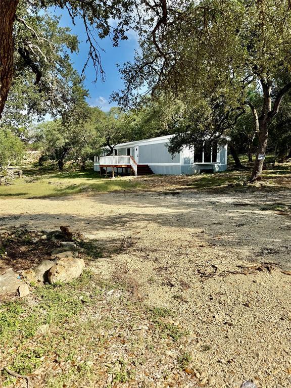 Building Photo - 750 Oak Meadows