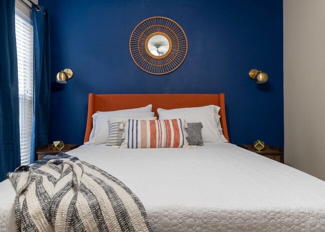 Building Photo - 10020 Regal Park Ln