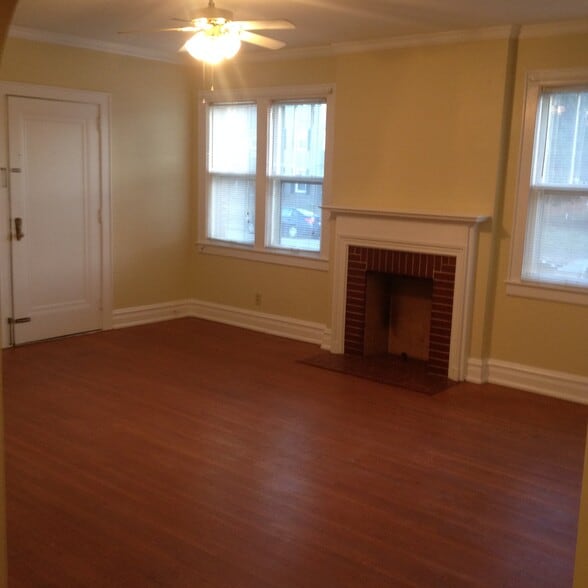 Building Photo - 1336 Charleston Ave