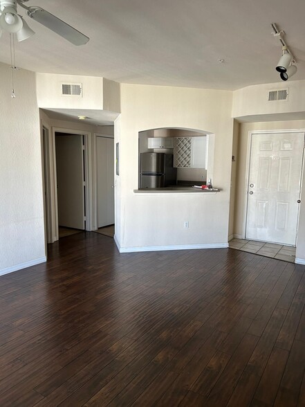 Building Photo - 14929 Arbor Springs Cir