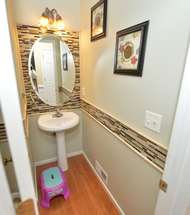 Building Photo - STATELY CUSTOM HOME IN EAGLE HARBOR, ISLE OF WIGHT/CARROLLTON VA!!