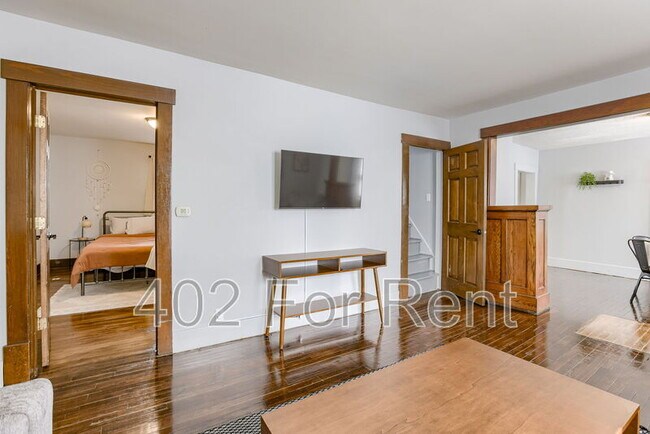 Building Photo - 4806 Charles St