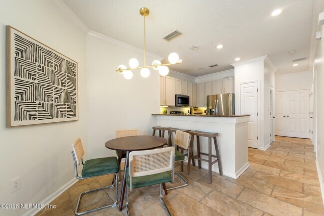 Building Photo - 12301 Kernan Forest Blvd