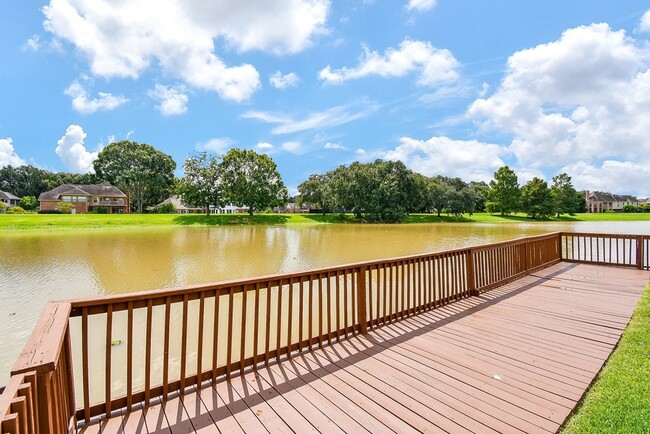 Building Photo - 1231 Creekford Cir