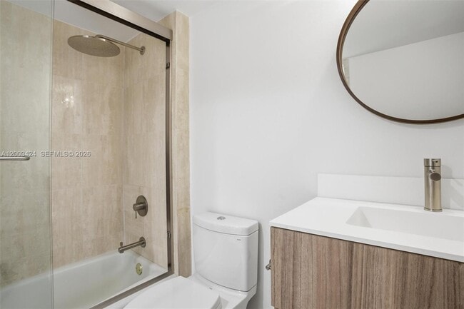 Building Photo - 600 Grapetree Dr