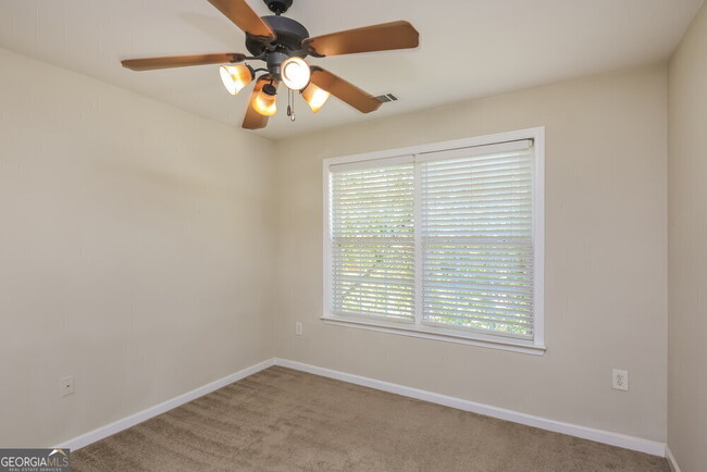 Building Photo - 2257 Mitford Ct