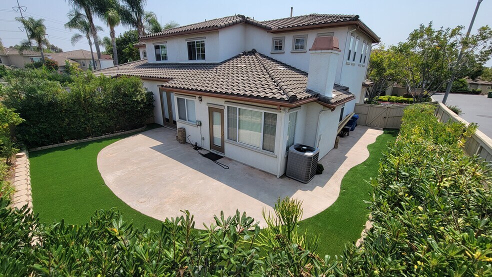 Building Photo - 1750 Nolina Ct