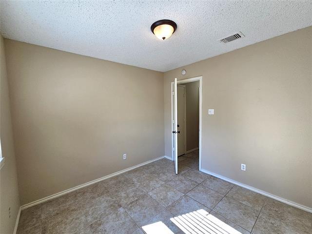 Building Photo - 2705 Francisco Dr