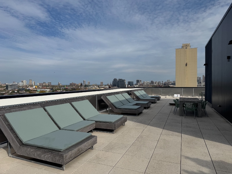 Building Photo - 1601 W Division St