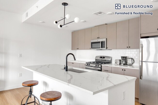 Building Photo - 401 Jackson St