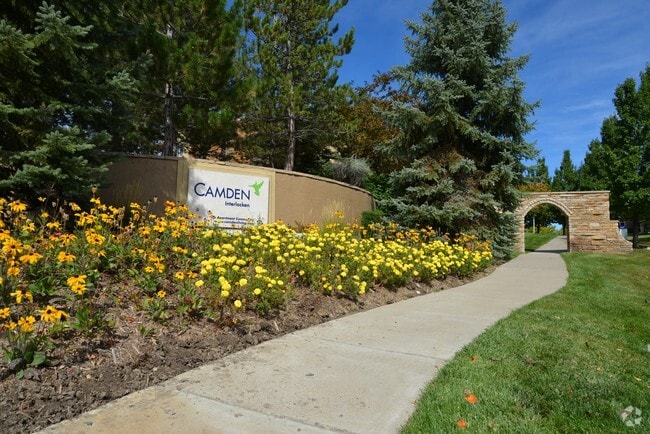 Entrance - Camden Interlocken