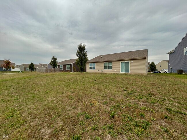 Building Photo - 4829 Penoyer Ln