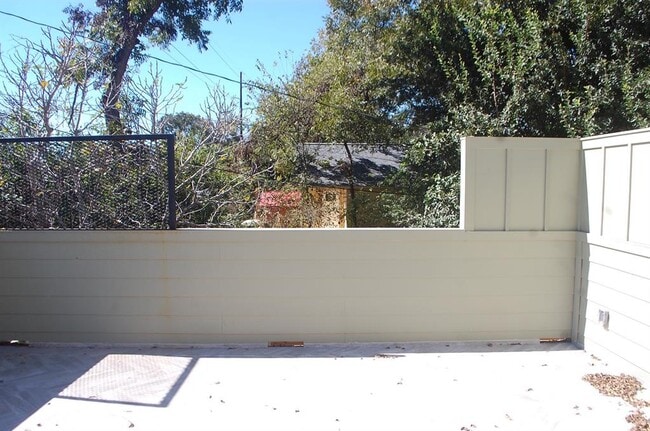 Building Photo - 1707 Garden St