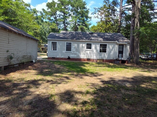 Building Photo - 639 Belvedere Rd