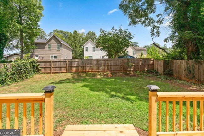 Building Photo - 1578 Lincoln Ave SE