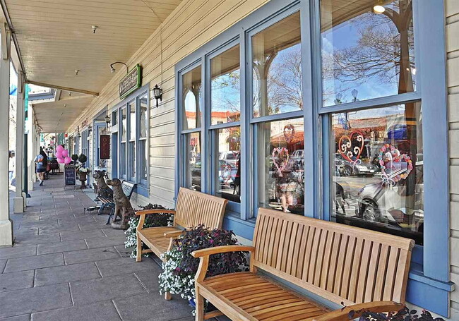 Building Photo - "Charming 4-Bed Oasis in Pleasanton – Spacious 1607 Sq Ft Home with 2 Full Baths!"