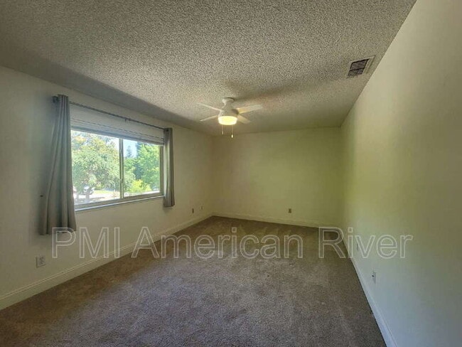 Building Photo - 6517 El Cabo Ct