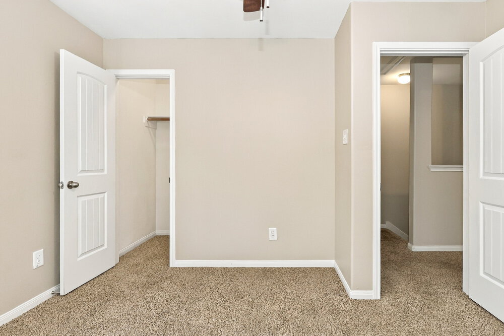 Building Photo - 21110 Sugar Orchard Ln