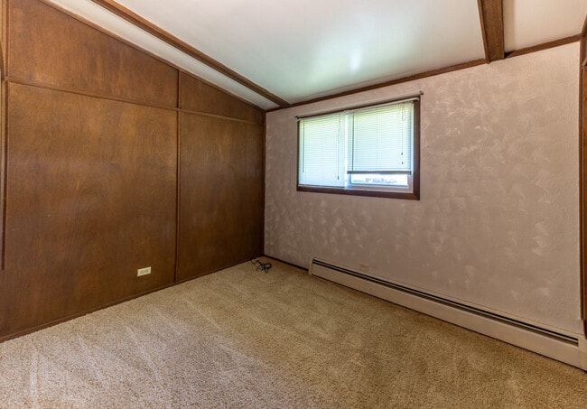 Building Photo - 810 W Jackson St