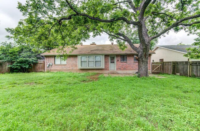 Building Photo - 12111 Missel Thrush Ct