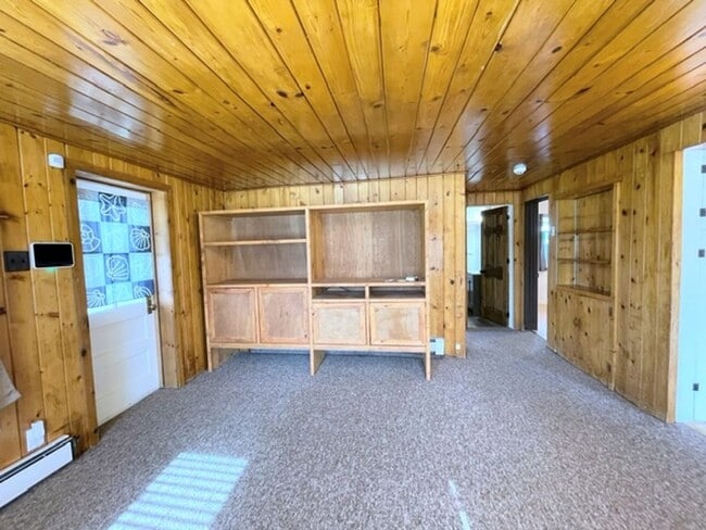 Building Photo - Unique and Updated Corner Lot Cabin in Mou...