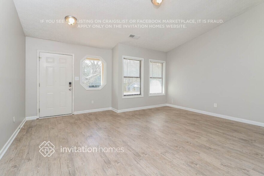 Building Photo - 3085 Palomino Dr